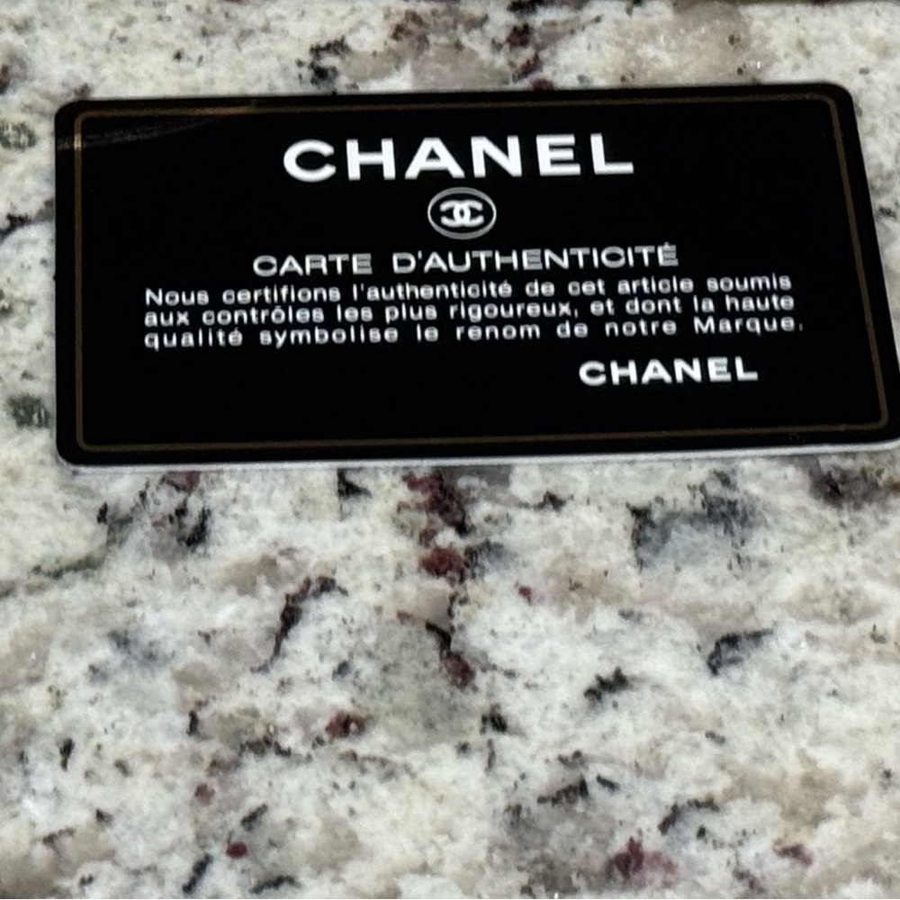 Chanel Bifold Leather Wallet W/ Auth Card - Picture 5 of 17